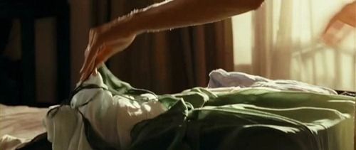 女優のナオミ・ワッツが最新主演映画でおっぱいポロリ!!画像まとめ（24枚）